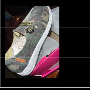 Brand new Corley shoes. Like hey dudes. Camo